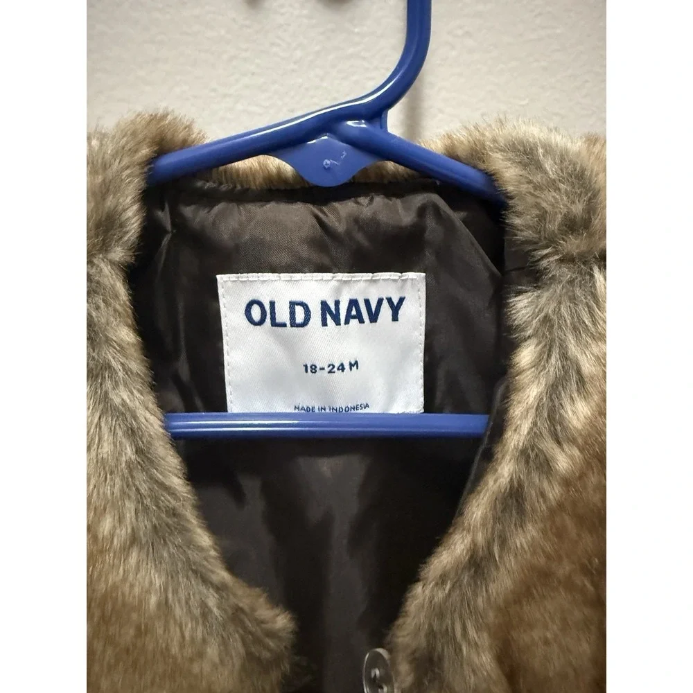 Old Navy Baby Faux Fur‎ Vest – Size 18-24M – Brown Tan Sleeveless Winter Layer